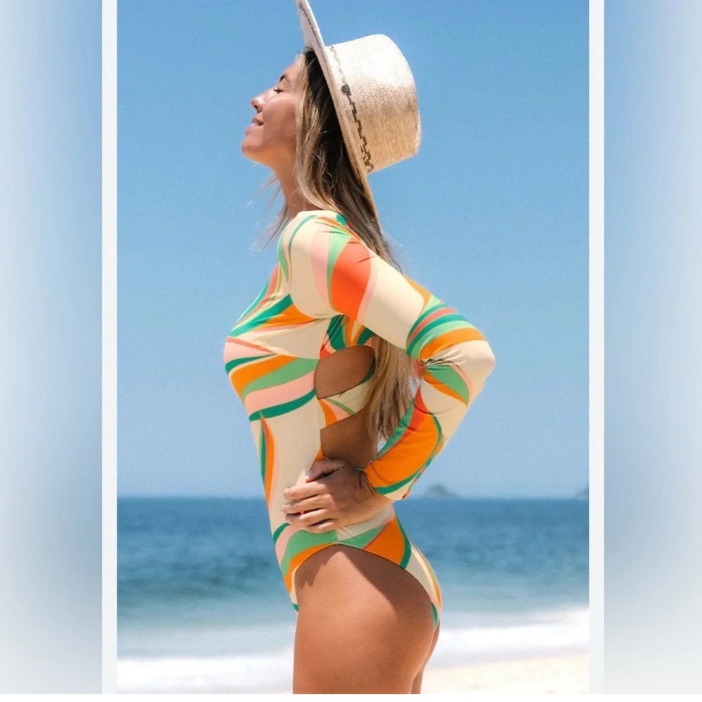 Cupshe Dancing Ribbon Cross Back Strap Long Sleeve One Piece Swimsuit XS